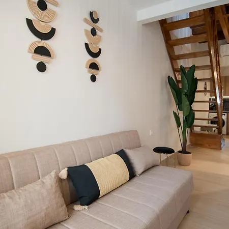 Azora Apartament